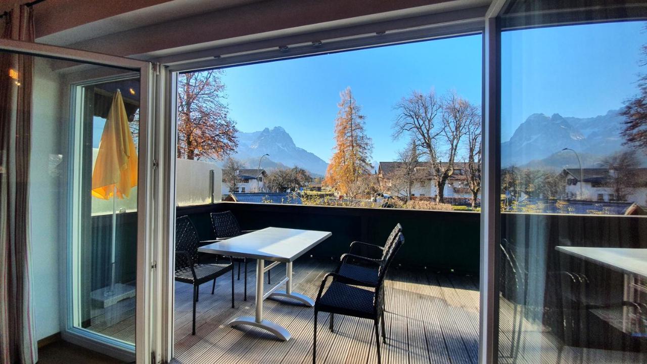 Hilleprandt - Adults Only Aparthotel Garmisch-Partenkirchen Exterior photo